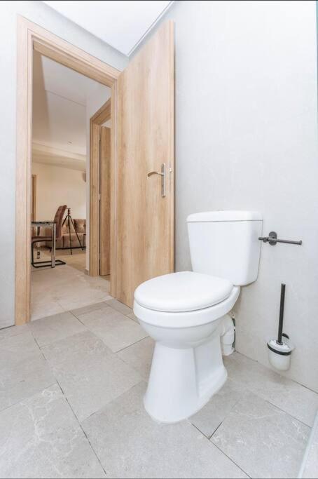 Chic Apartment Near Acropolis Atenas Exterior foto